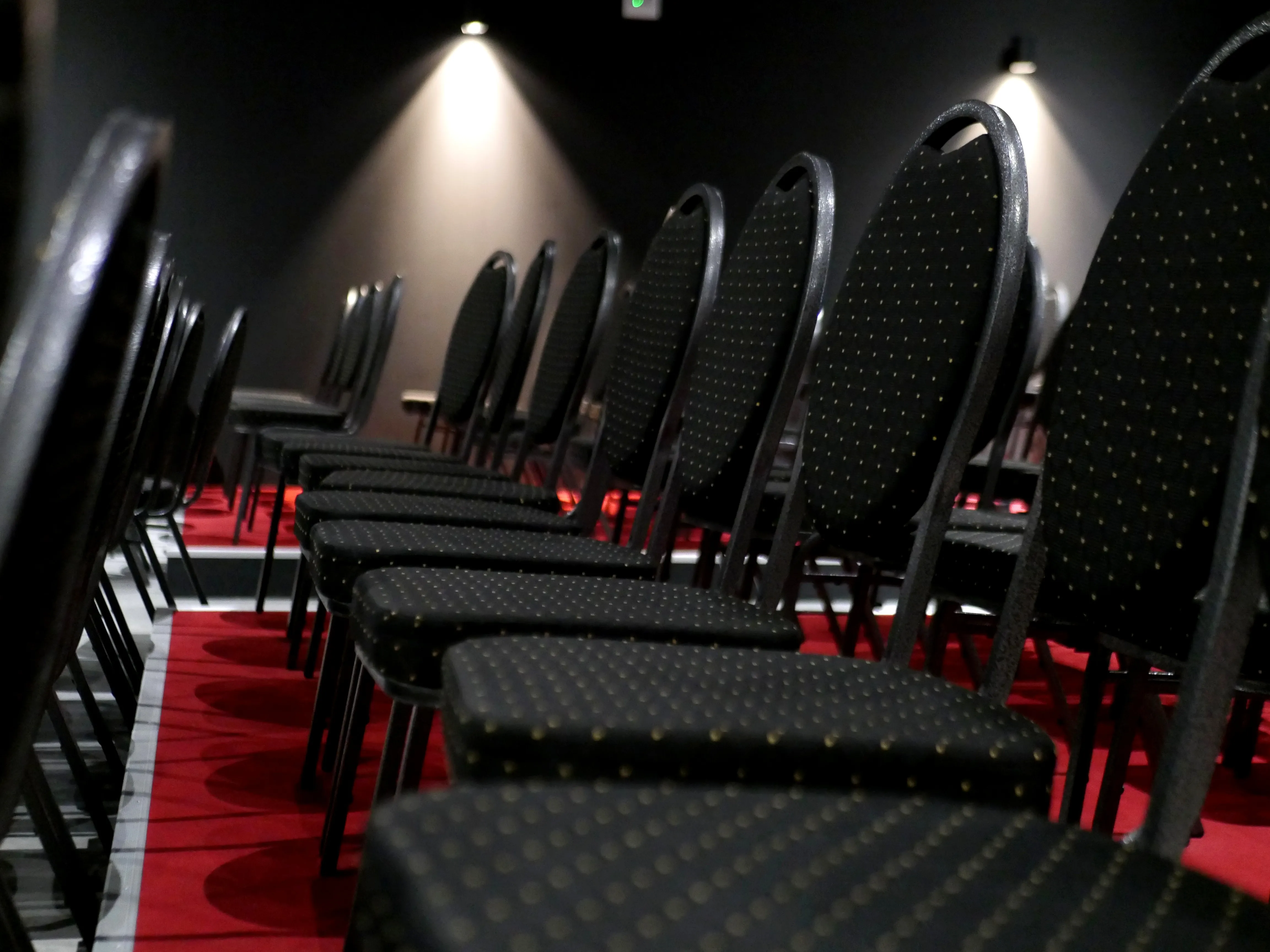 DÉJÀ UN AN DE RIRE ET DE CRÉATIVITÉ