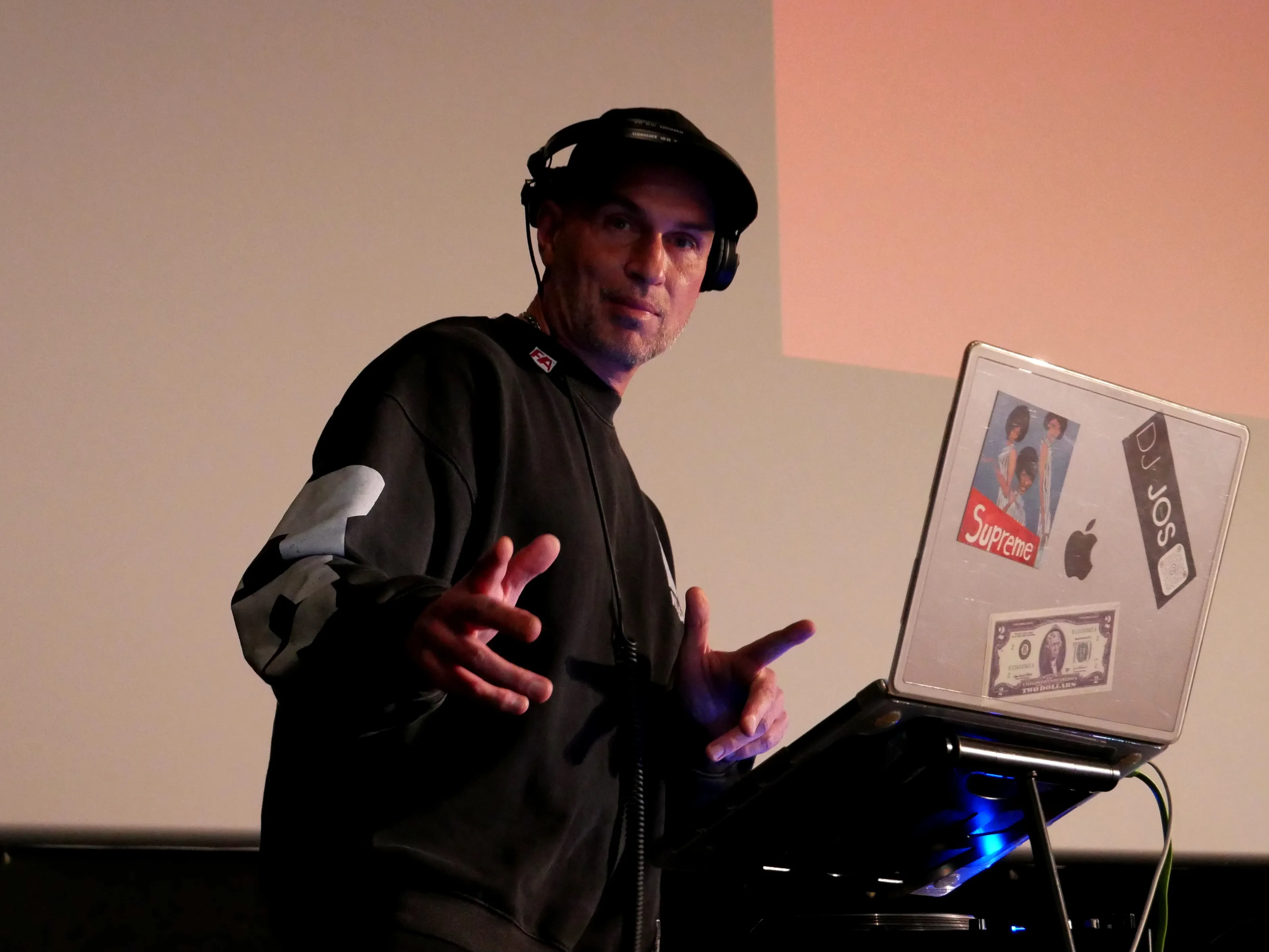 LE POISSON LE PLUS AGITÉ DU BOCAL