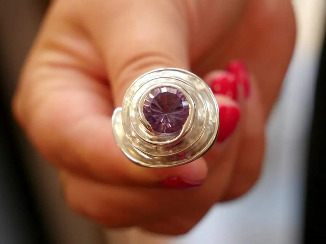 UNE BIJOUTERIE ARTISANALE