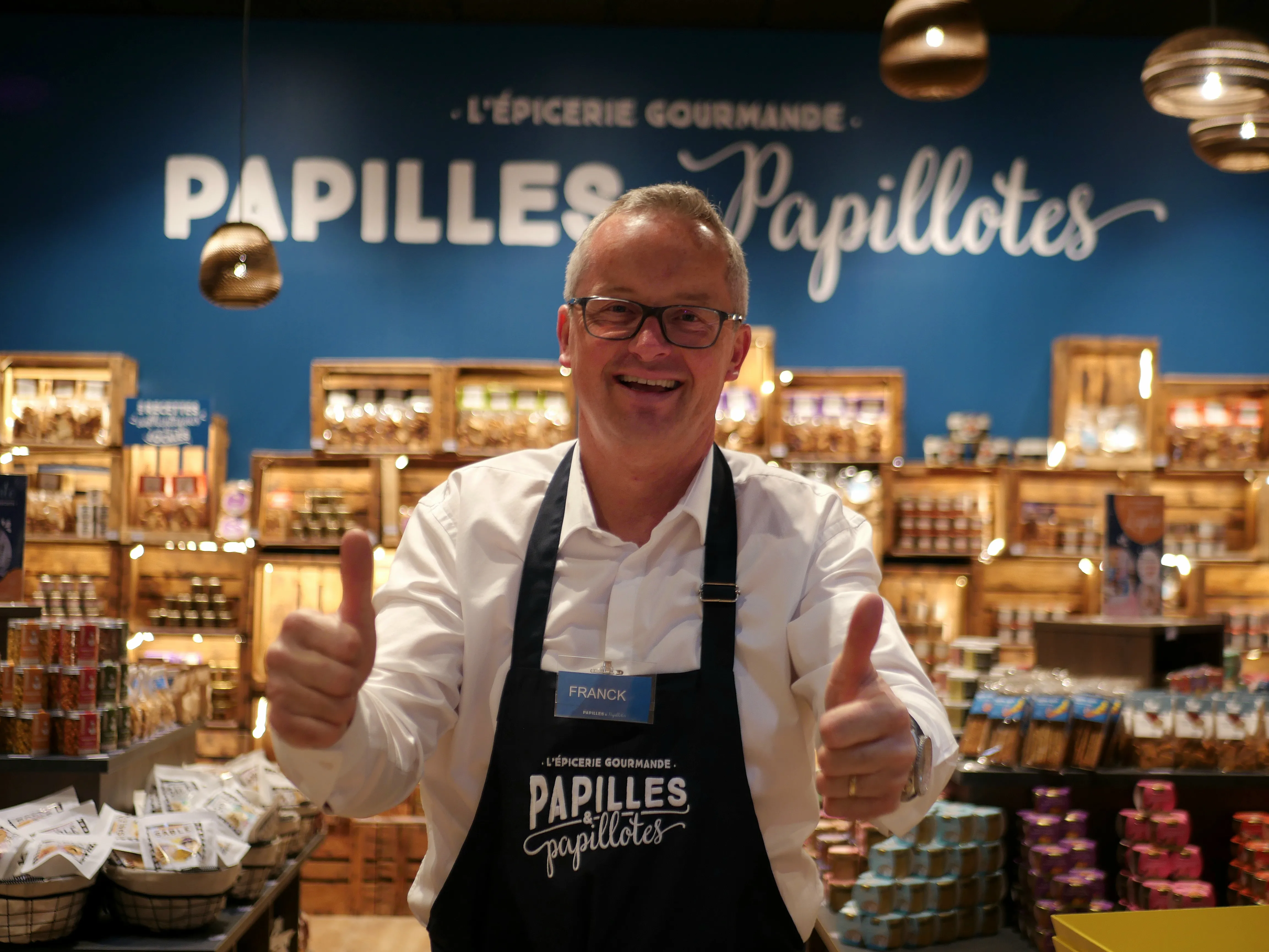 DES PAPILLES & DES PAPILLOTES