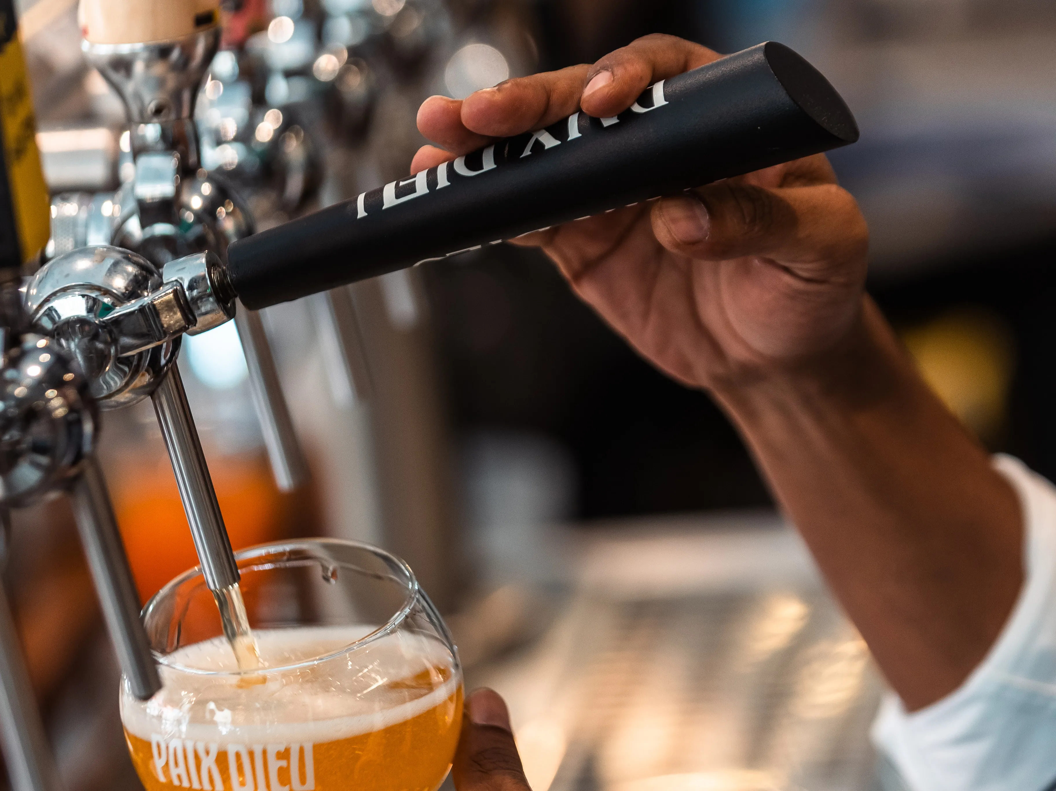 Se régaler au pied de la Tour Perret