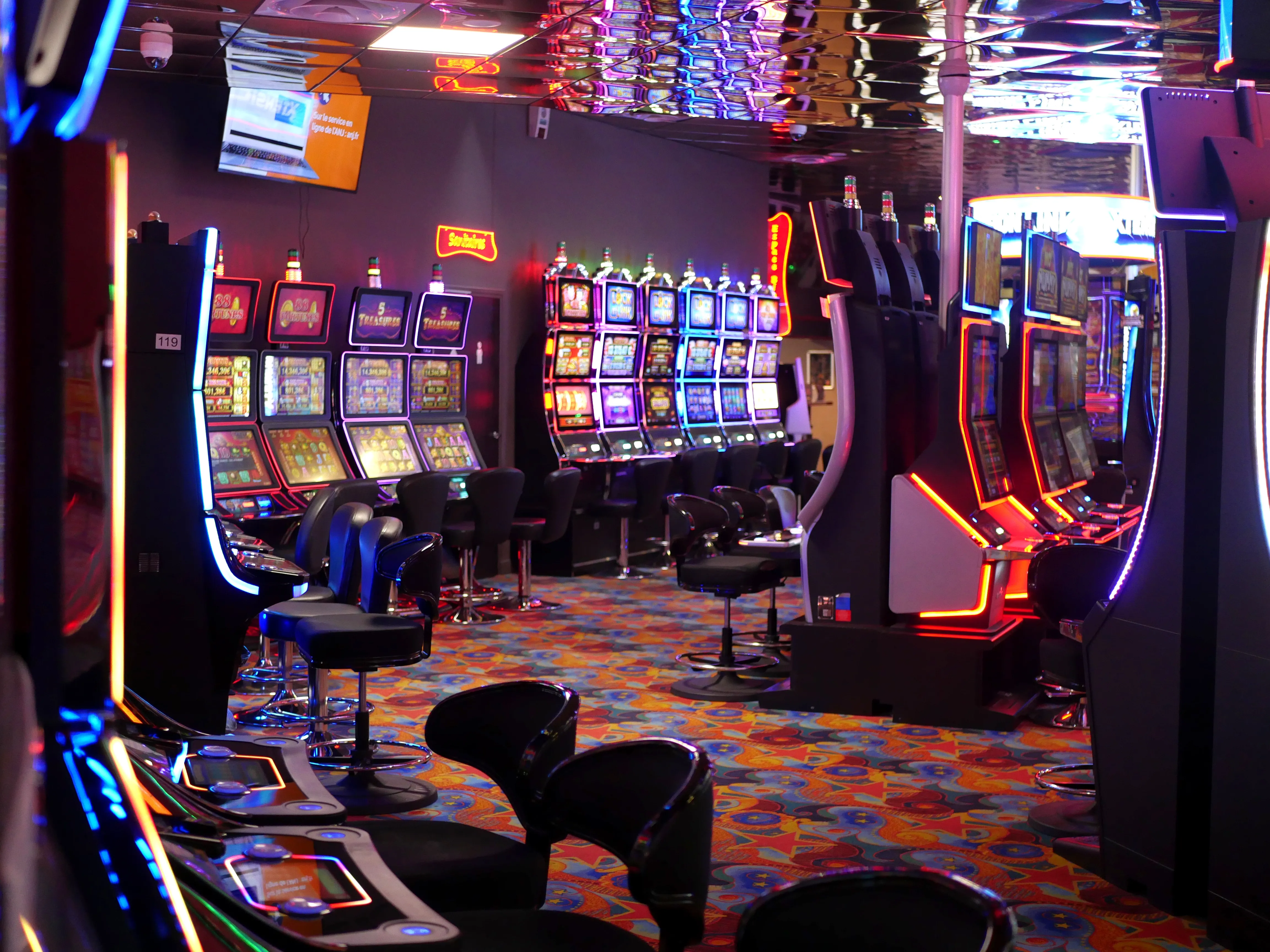 Machines à sous, Jeux de tables & Jackpots !