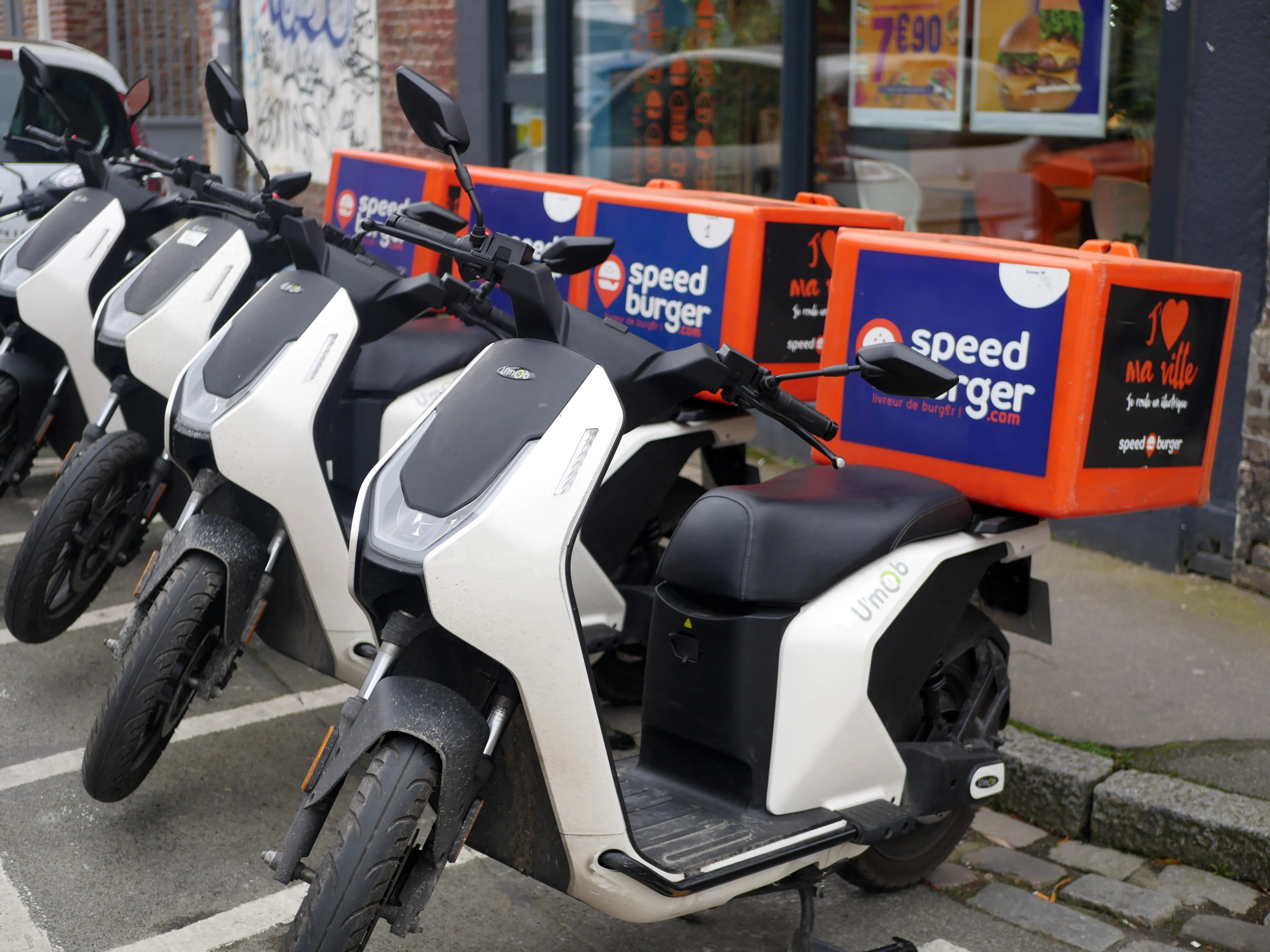 Speed Burger fait aussi vite que bon !